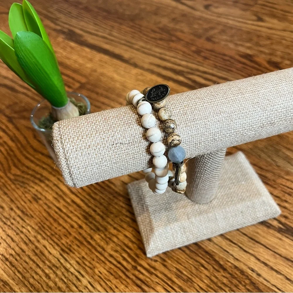 Lucy’s Inspired Beaded Stretch Bracelet Set - Picture 3 of 7